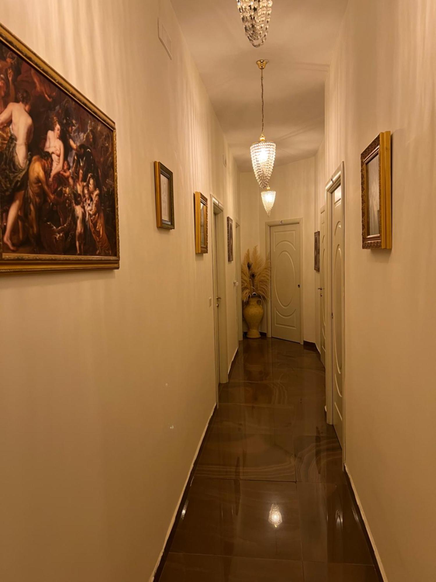 Bed and Breakfast Beb Mariafrancesca Nápoles Exterior foto